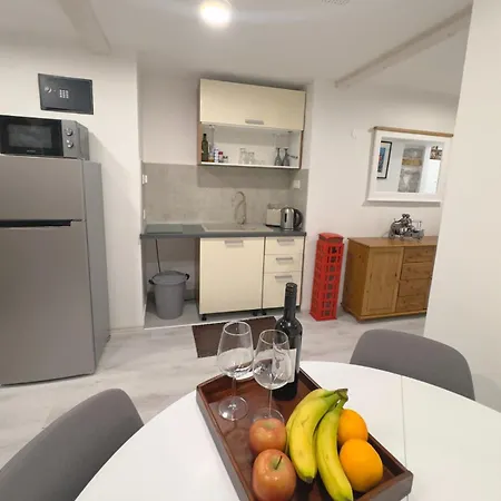 アパート Main Street Dutch Vintage リエカ