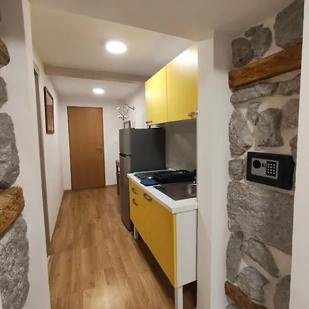 Main Street Dutch Vintage アパート