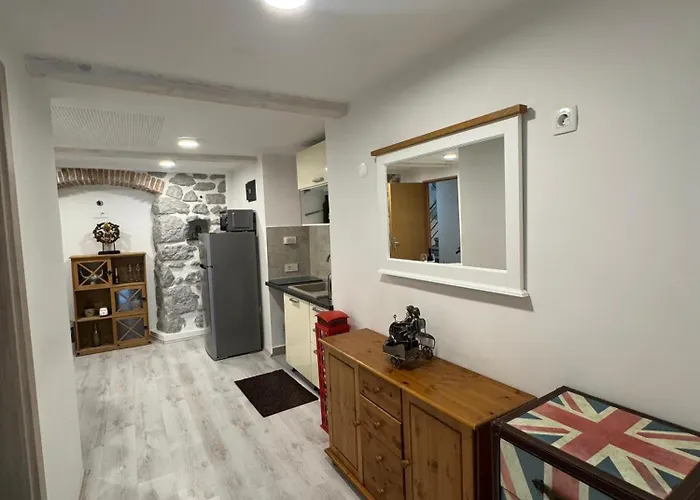 Main Street Dutch Vintage Apartamento Rijeka