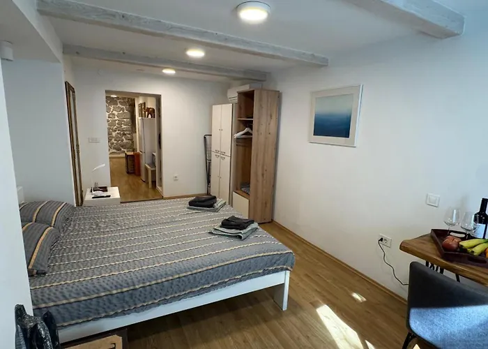 Apartment Main Street Dutch Vintage Rijeka